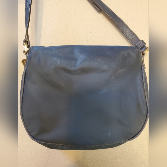 Michael Kors Bedford Blue Flap Zipper Nylon Crossbody Bag - Picture 9 of 10